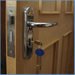  Waltham Lock And Locksmith Waltham, MA 781-519-7233
